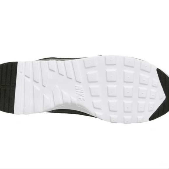 womens nike thea trainers